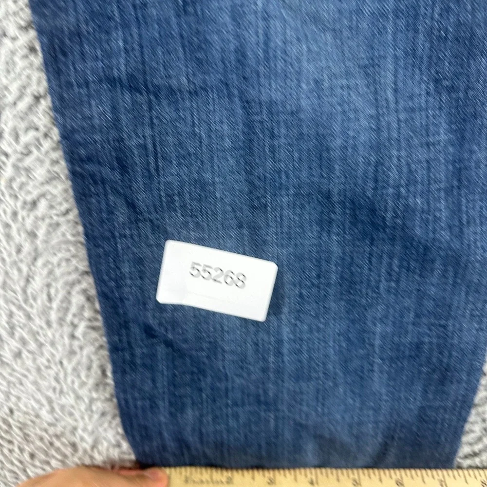 Levis there discrepancy